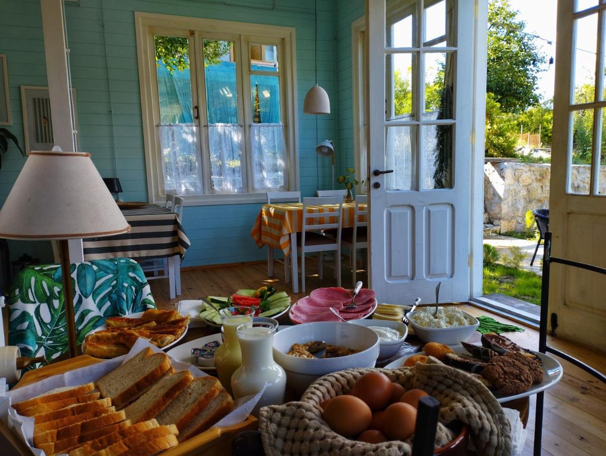 Brotseulebi Hotel Ambrolauri Kültér fotó